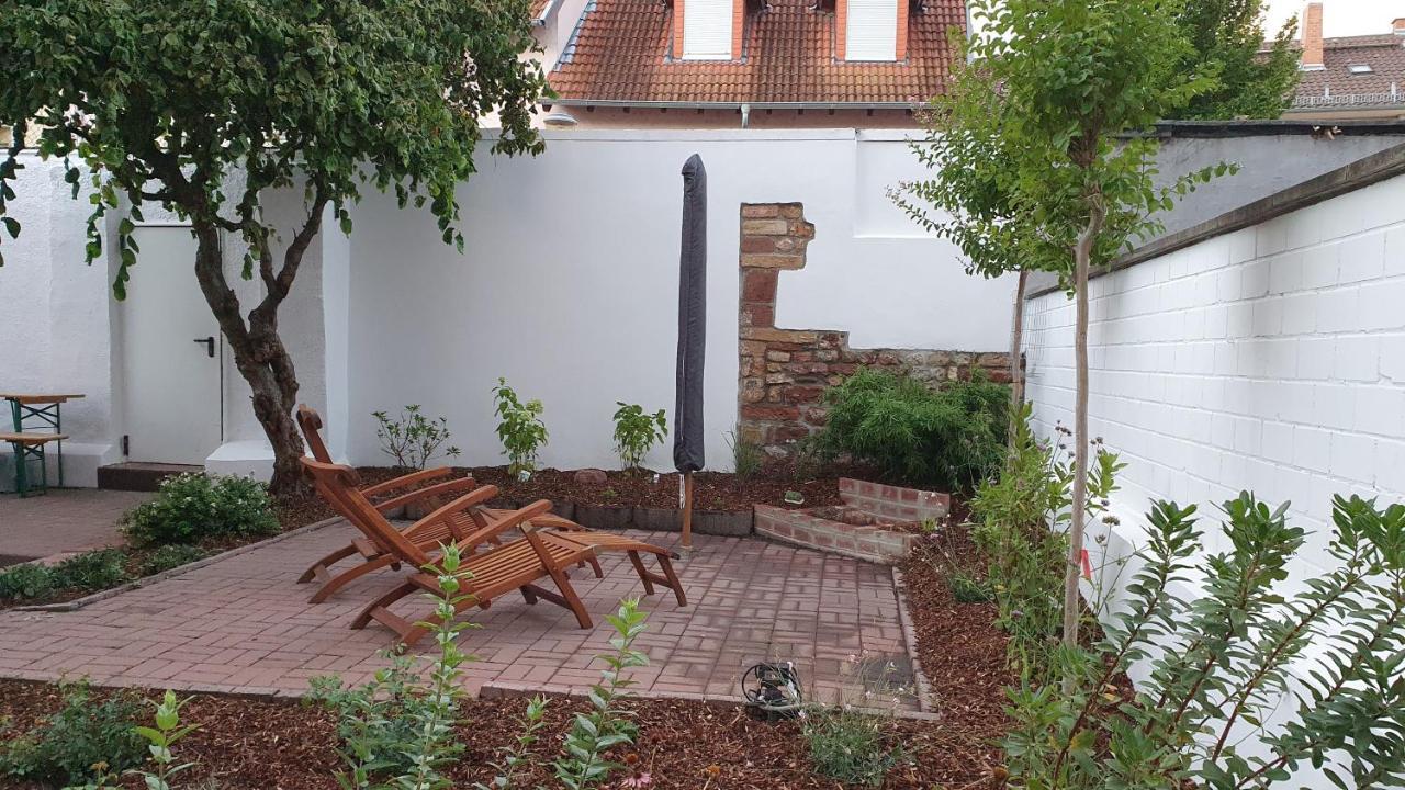 Ferienwohnung Charming Oldtown City Worms Exterior foto